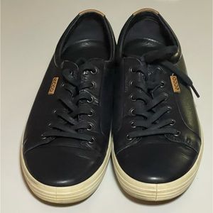 ECCO Soft 7 Black Leather Lace-Up Sneaker